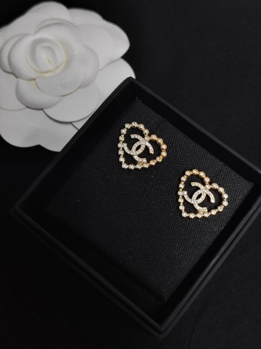 Chanel - Other - Crystal - Gold