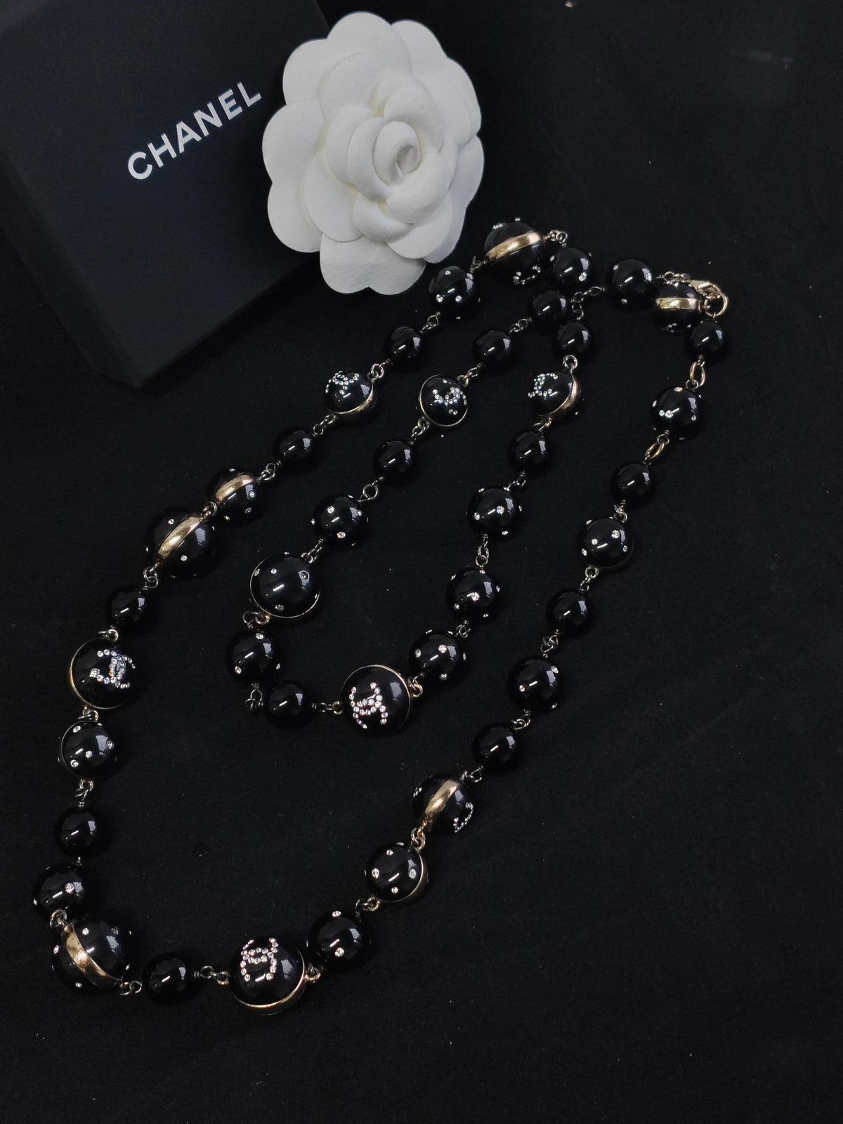 Chanel - Other - Crystal - Gold