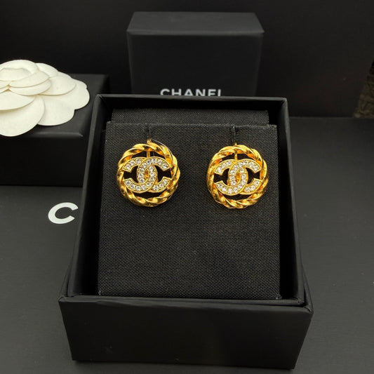 Chanel - Other - Crystal - Gold