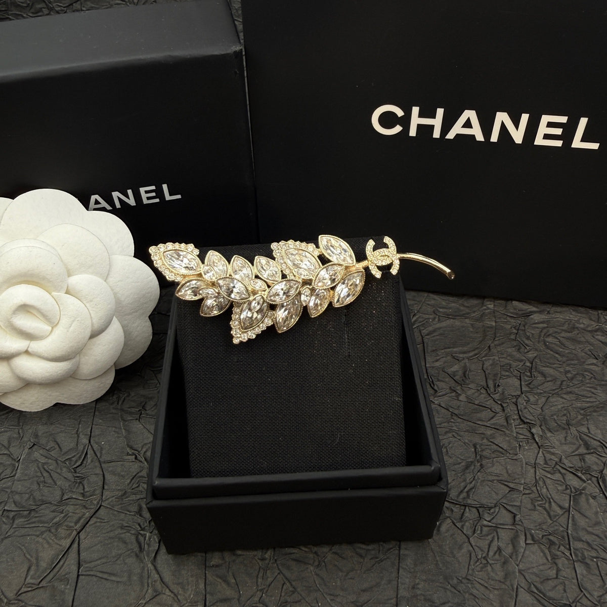 Chanel - Other - Crystal - Gold