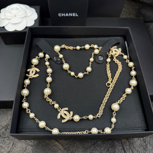 Chanel - Other - Crystal - Gold