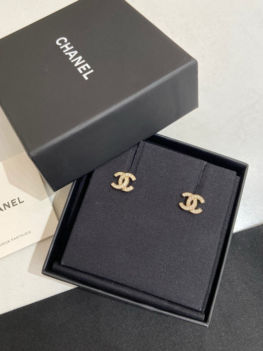 Chanel - Other - Crystal - Gold