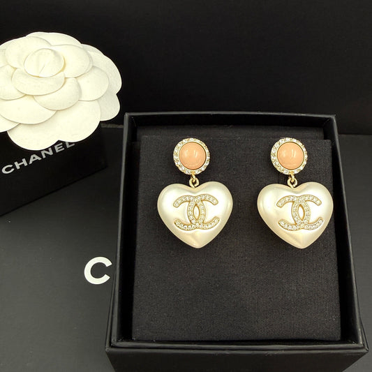 Chanel - Other - Crystal - Gold