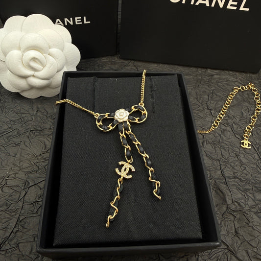 Chanel - Other - Crystal - Gold