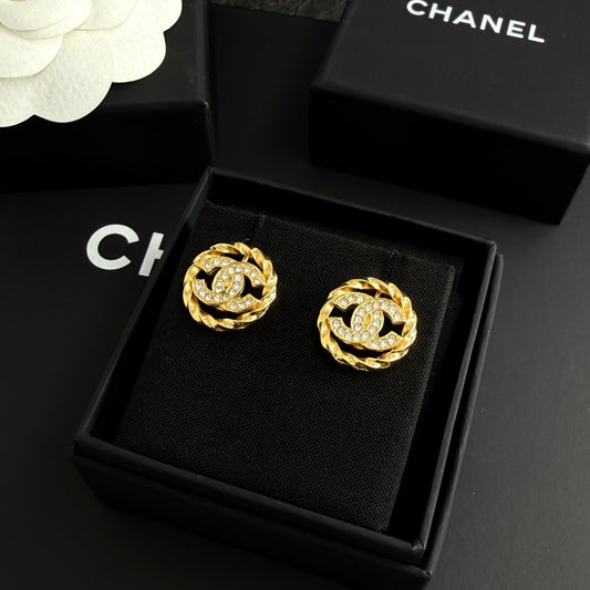 Chanel - Other - Crystal - Gold