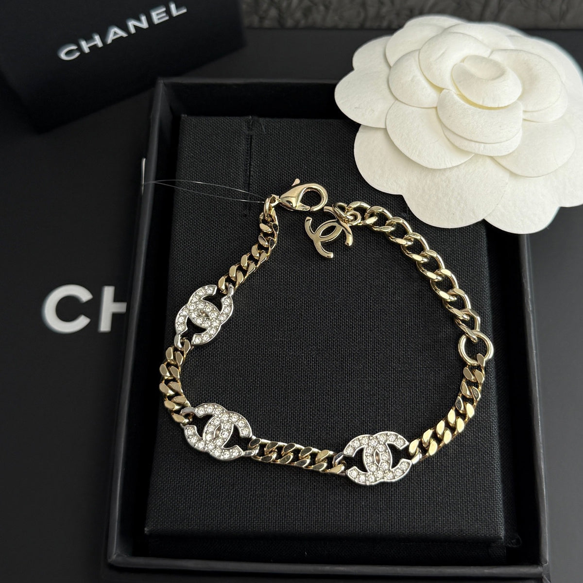 Chanel - Other - Crystal - Gold