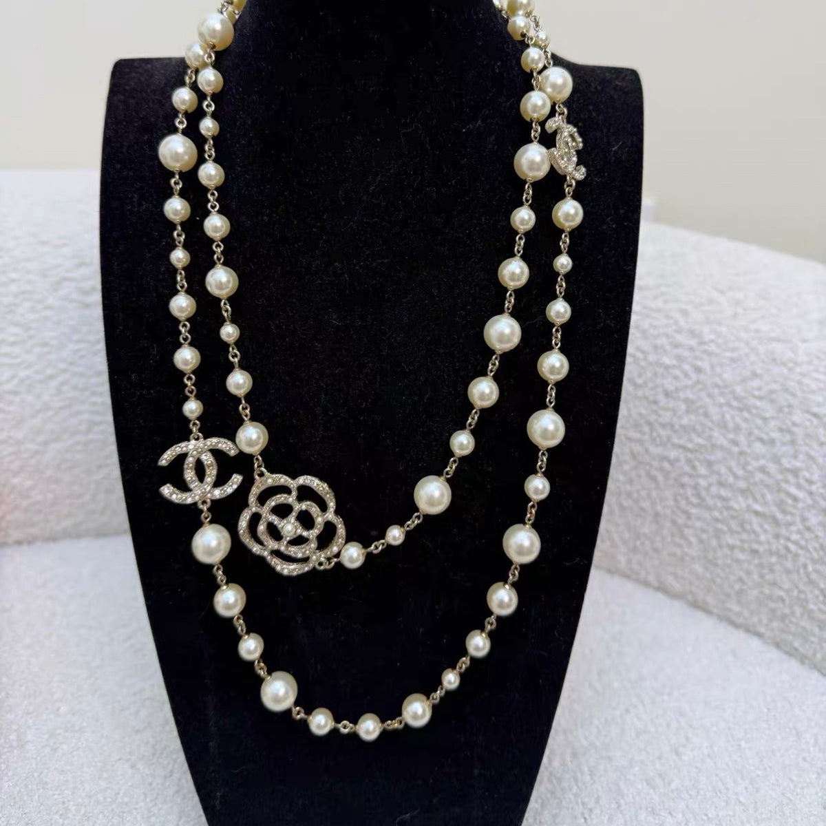 Chanel - Other - Crystal - Gold