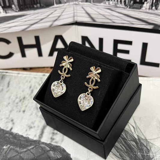 Chanel - Other - Crystal - Gold