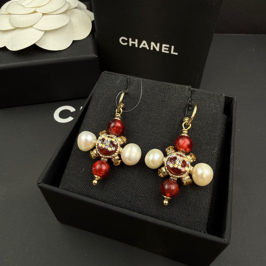 Chanel - Other - Crystal - Gold