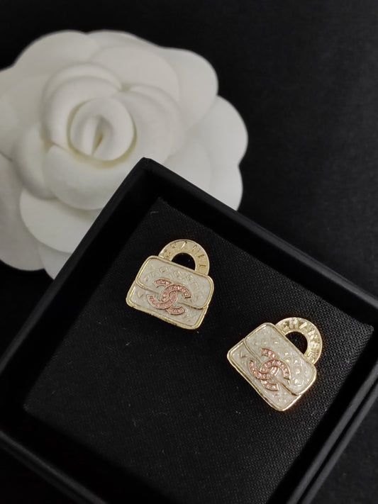 Chanel - Other - Crystal - Gold