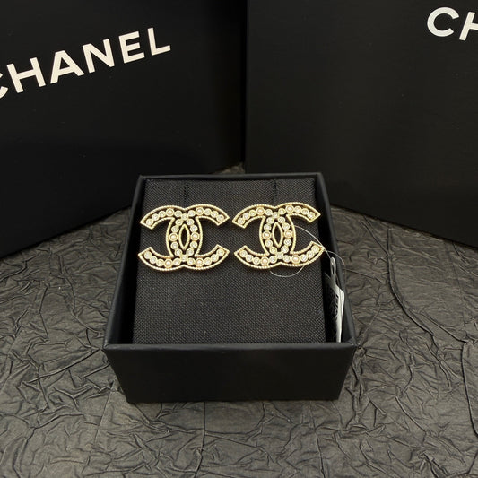 Chanel - Other - Crystal - Gold