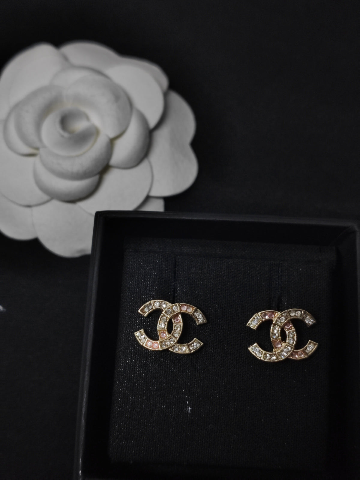 Chanel - Other - Crystal - Gold