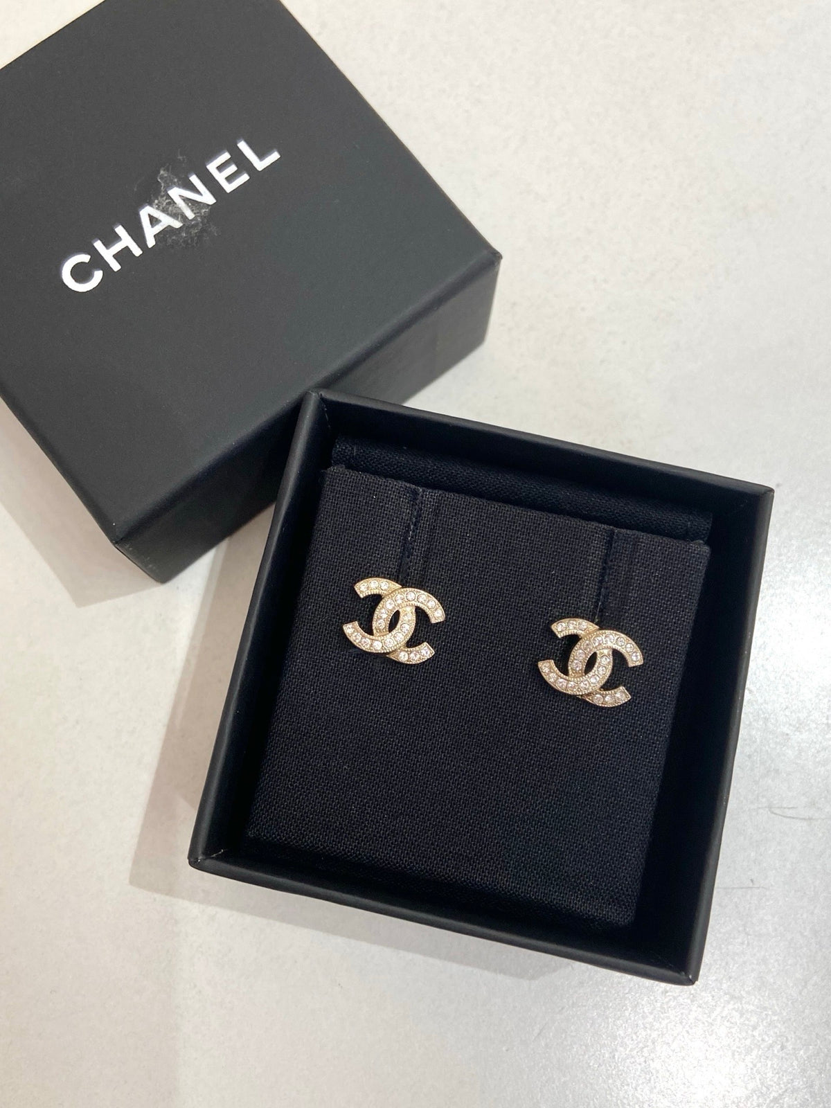 Chanel - Other - Crystal - Gold