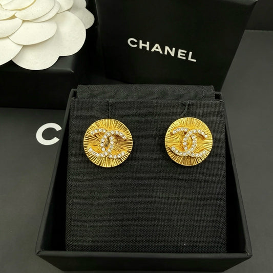 Chanel - Other - Crystal - Gold