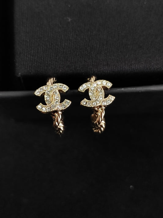 Chanel - Other - Crystal - Gold