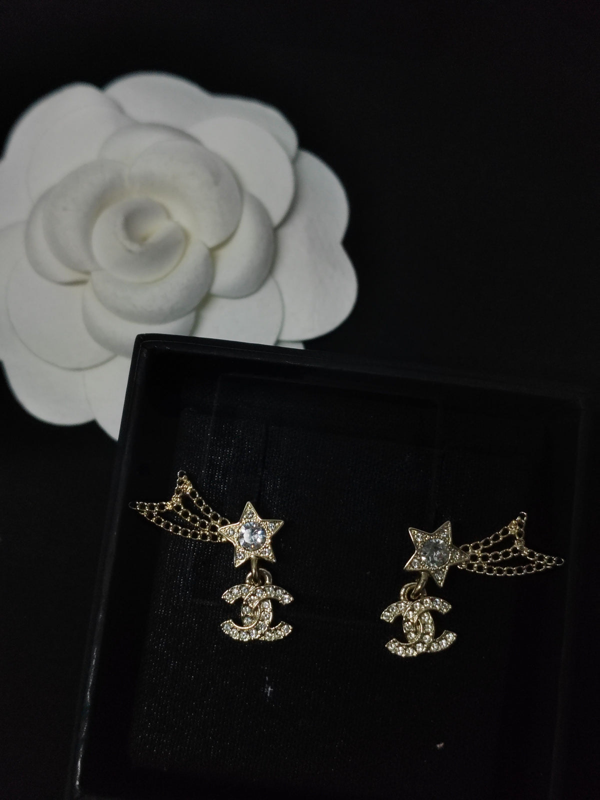 Chanel - Other - Crystal - Gold