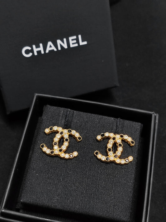 Chanel - Other - Crystal - Gold