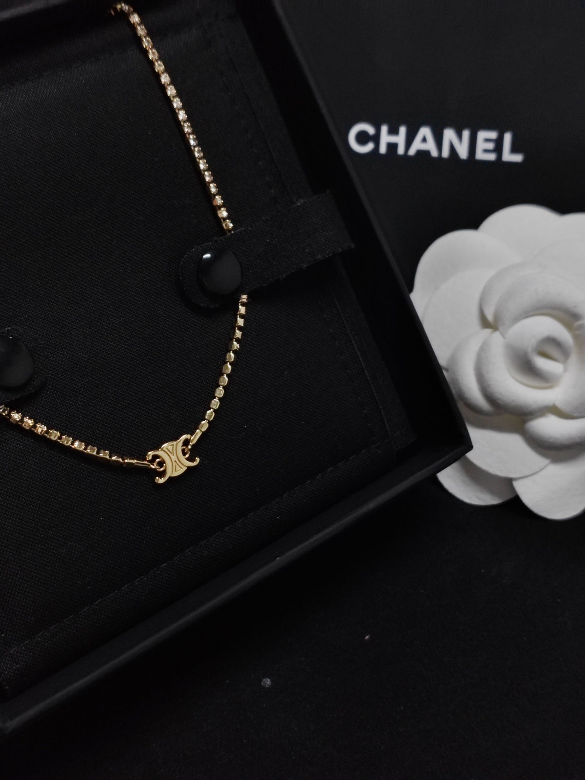 Chanel - Other - Crystal - Gold