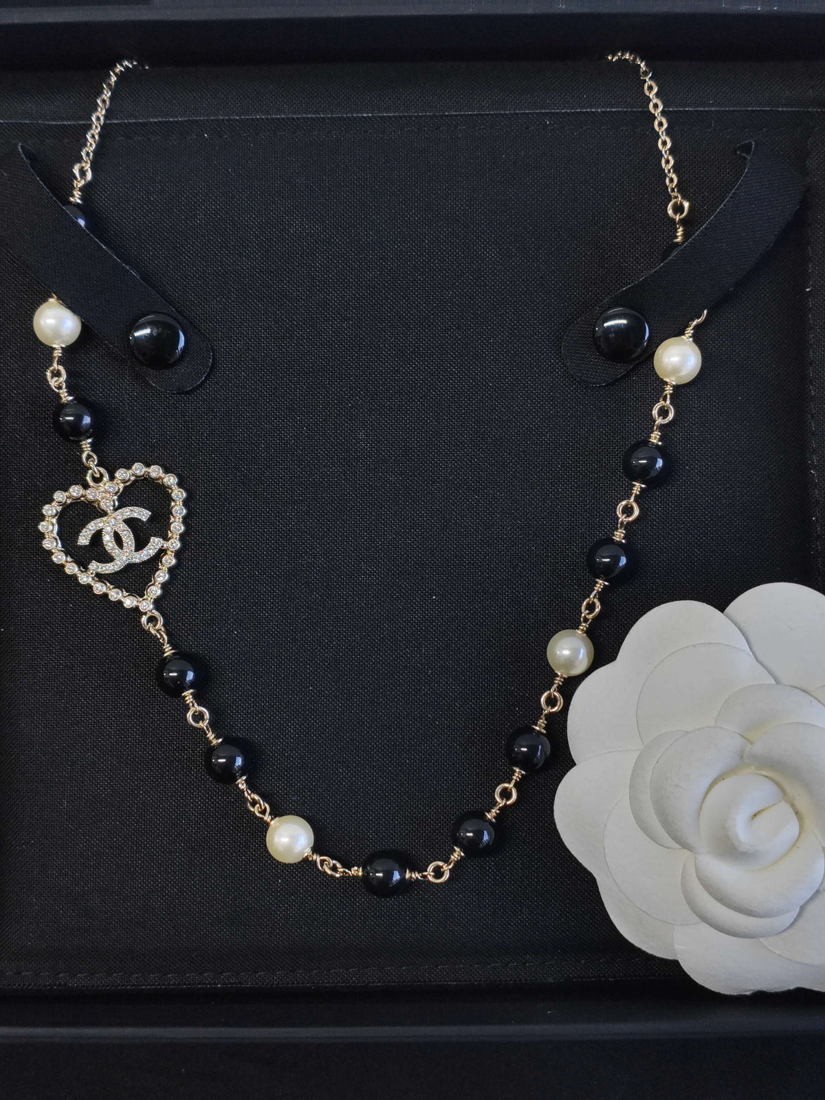 Chanel - Other - Crystal - Gold