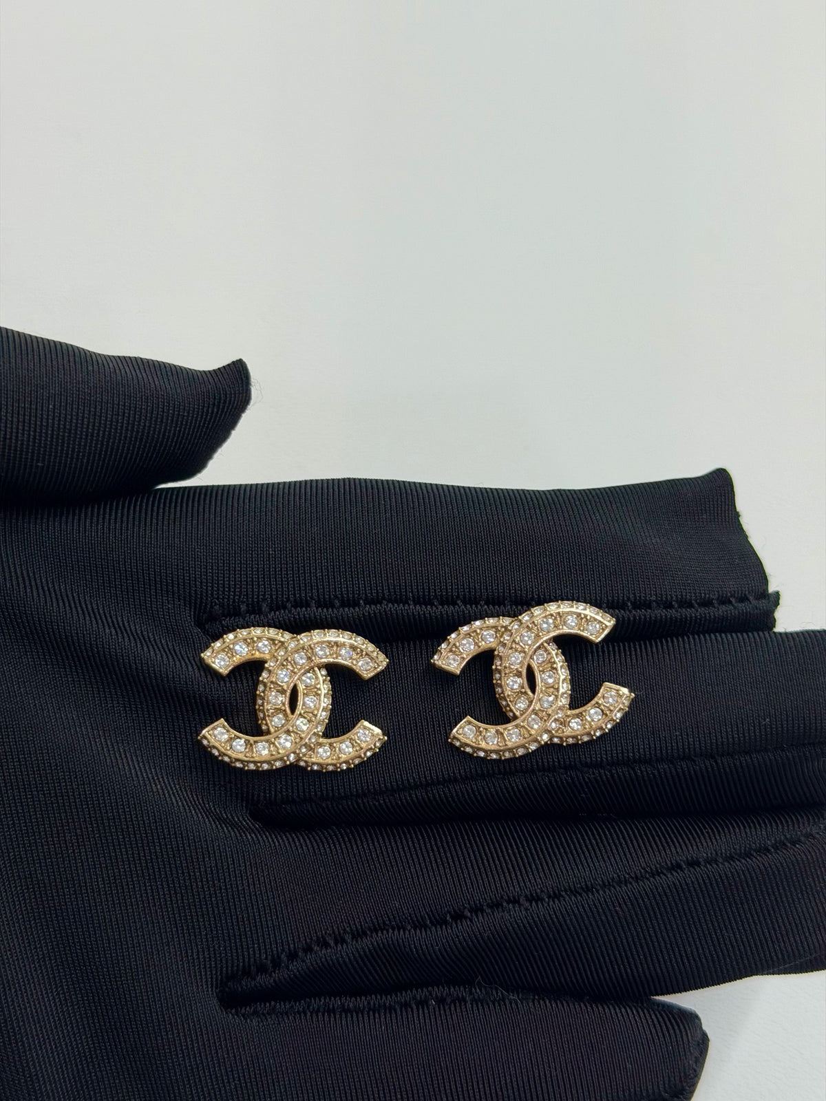 Chanel - Other - Crystal - Gold