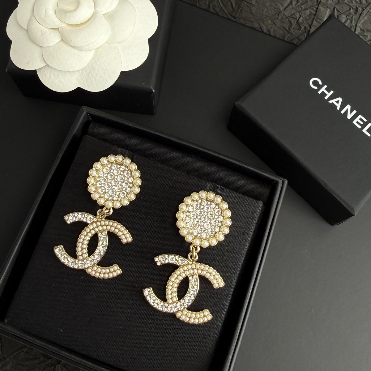 Chanel - Other - Crystal - Gold