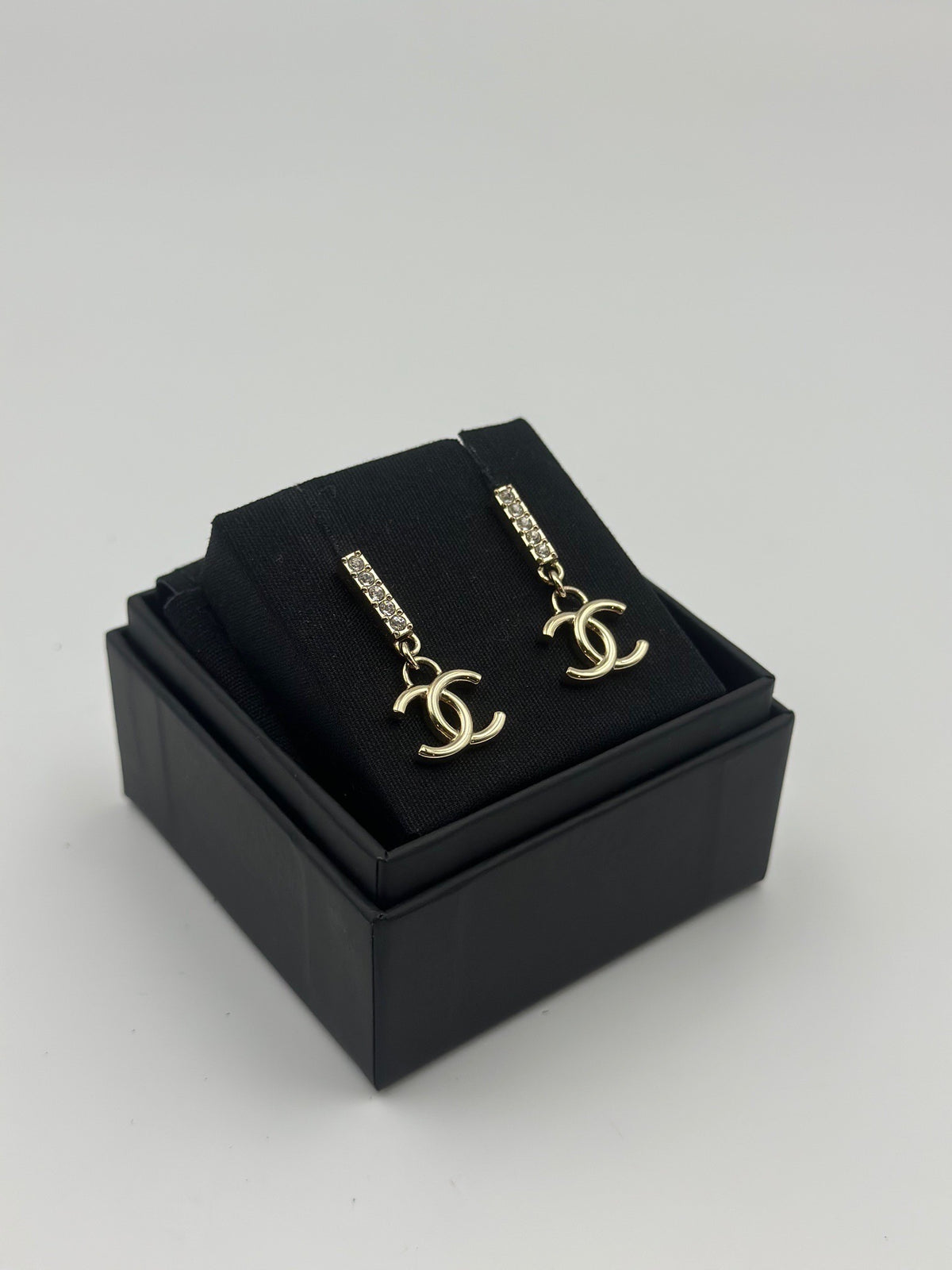 Chanel - Other - Crystal - Gold
