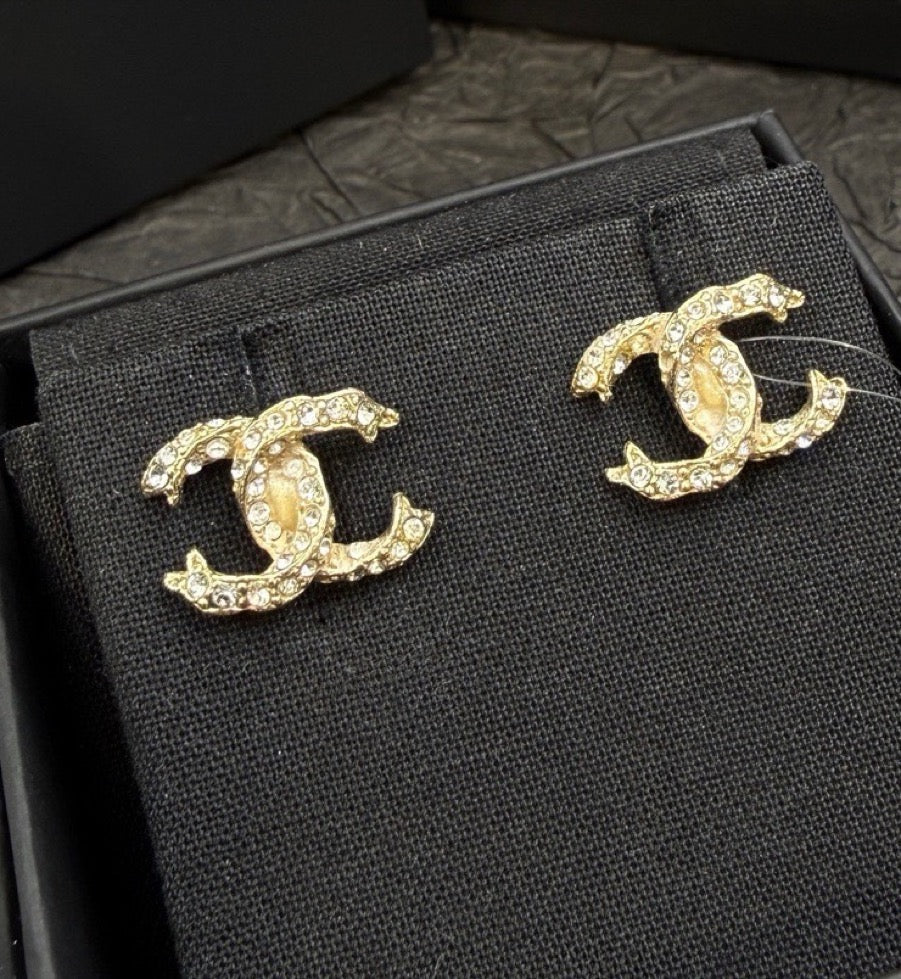 Chanel - Other - Crystal - Gold