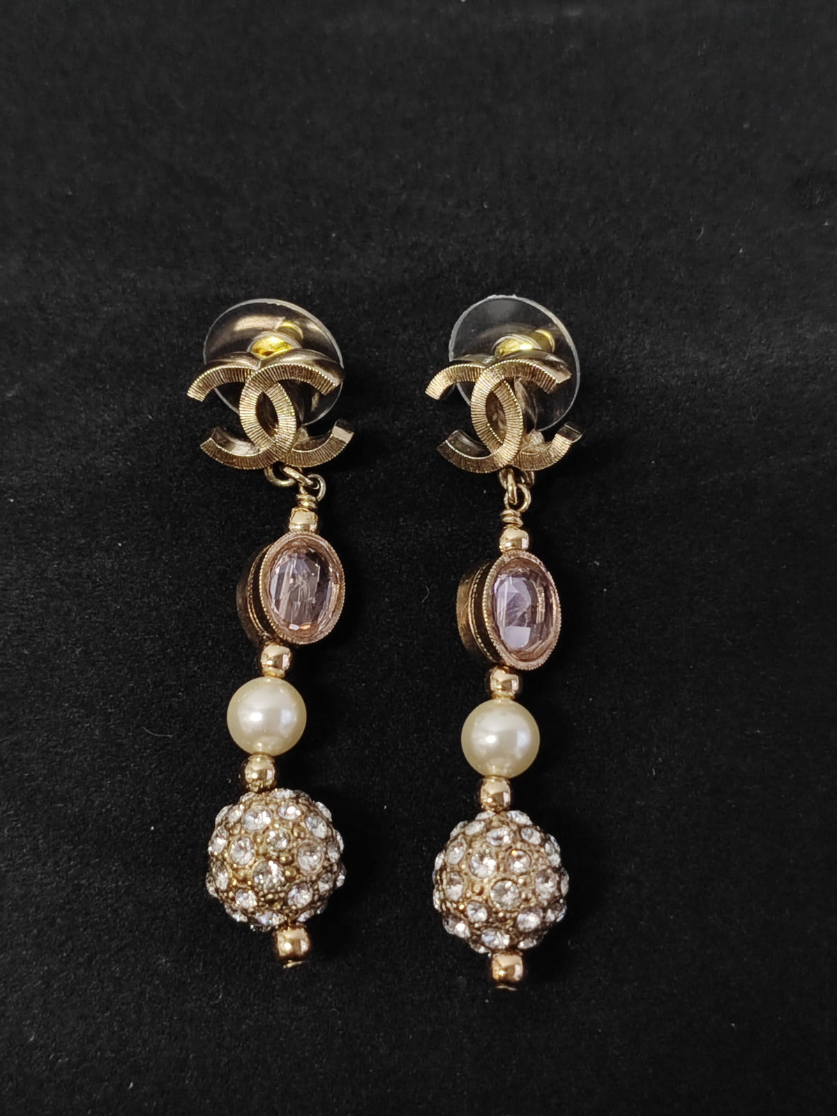 Chanel - Other - Crystal - Gold
