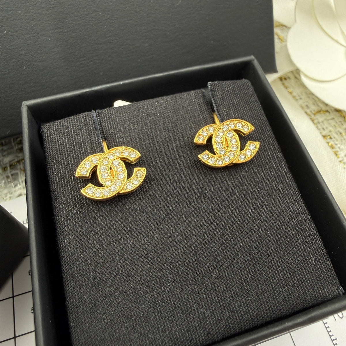 Chanel - Other - Crystal - Gold