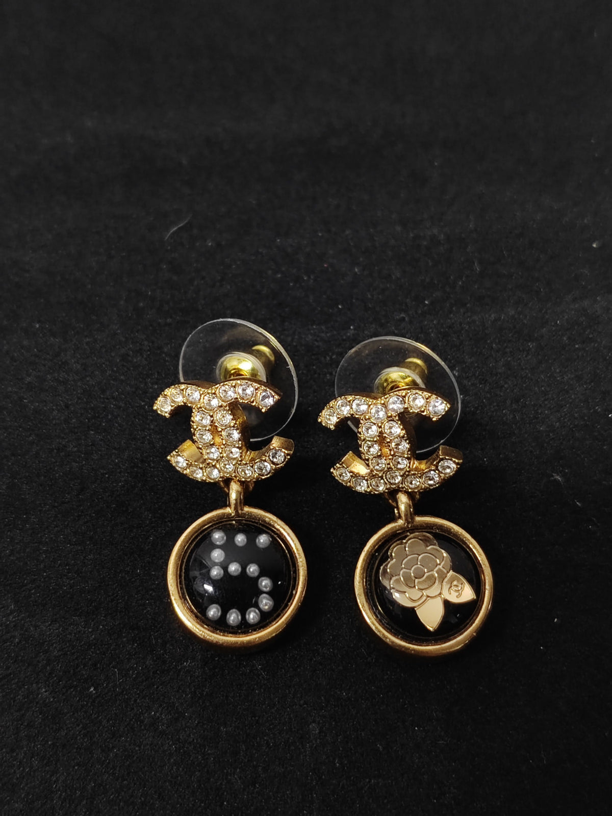 Chanel - Other - Crystal - Gold