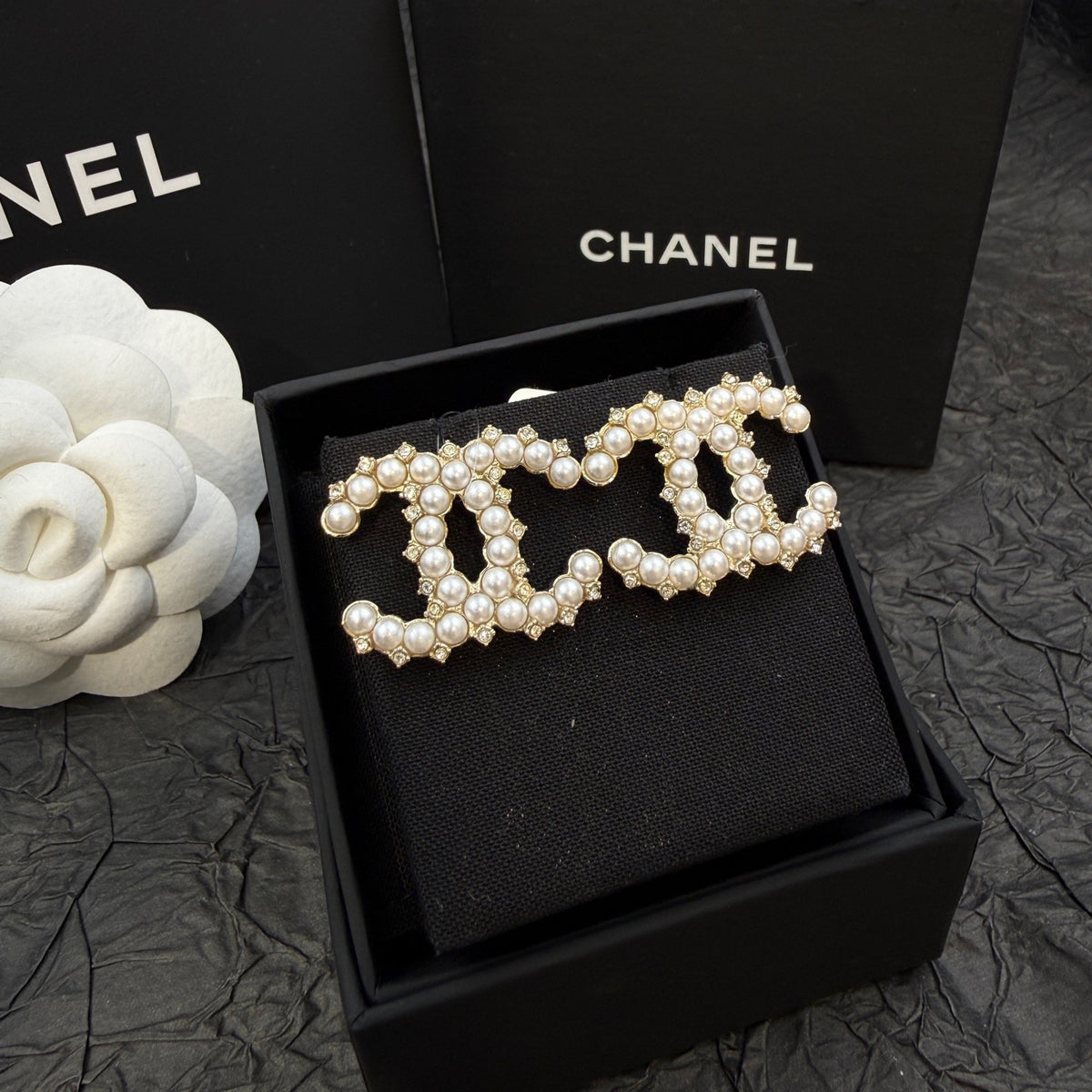 Chanel - Other - Crystal - Gold