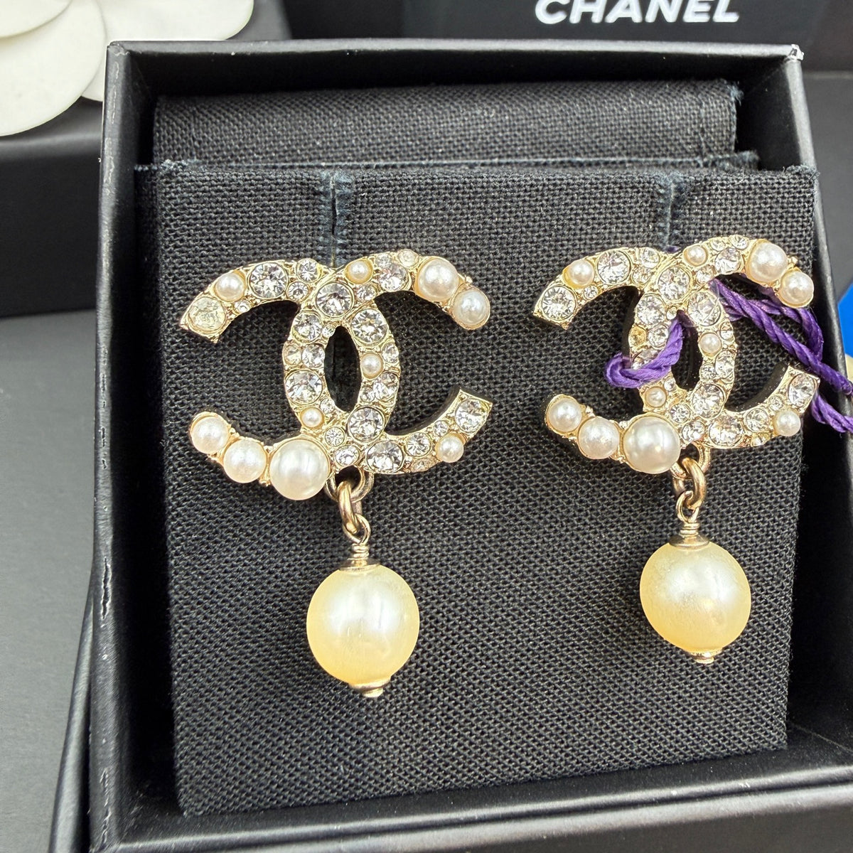 Chanel - Other - Crystal - Gold