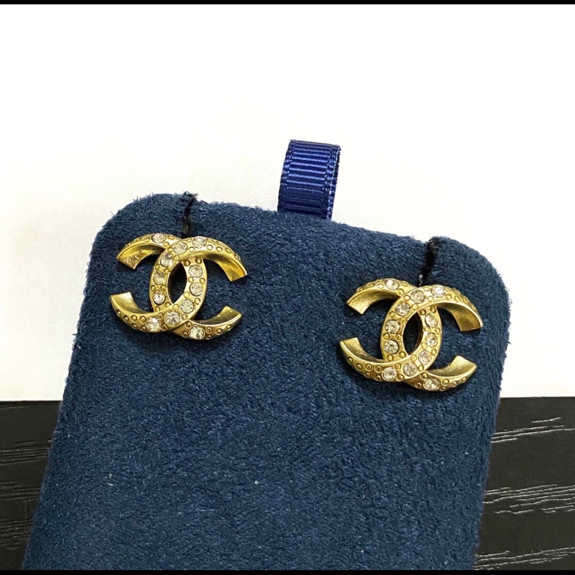 Chanel - Other - Crystal - Gold