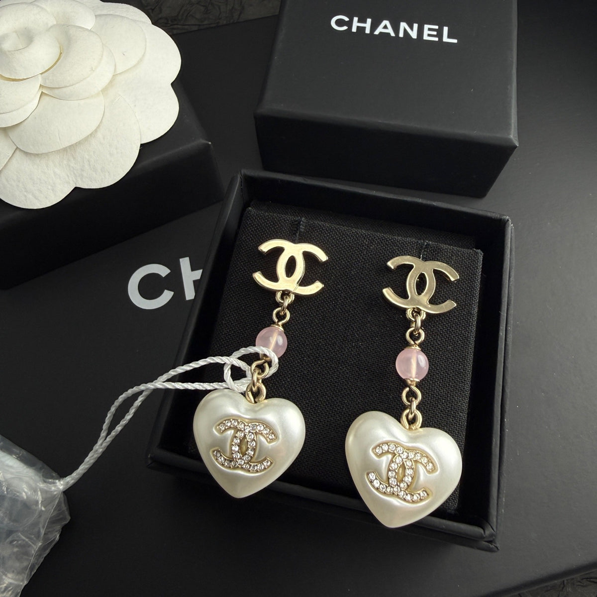 Chanel - Other - Crystal - Gold