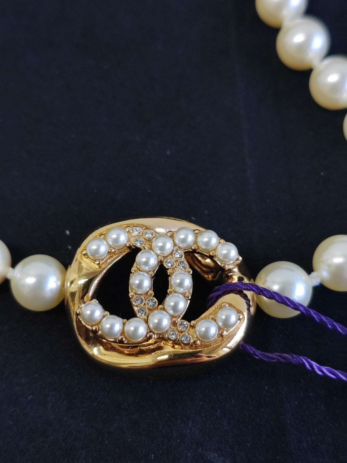 Chanel - Other - Crystal - Gold