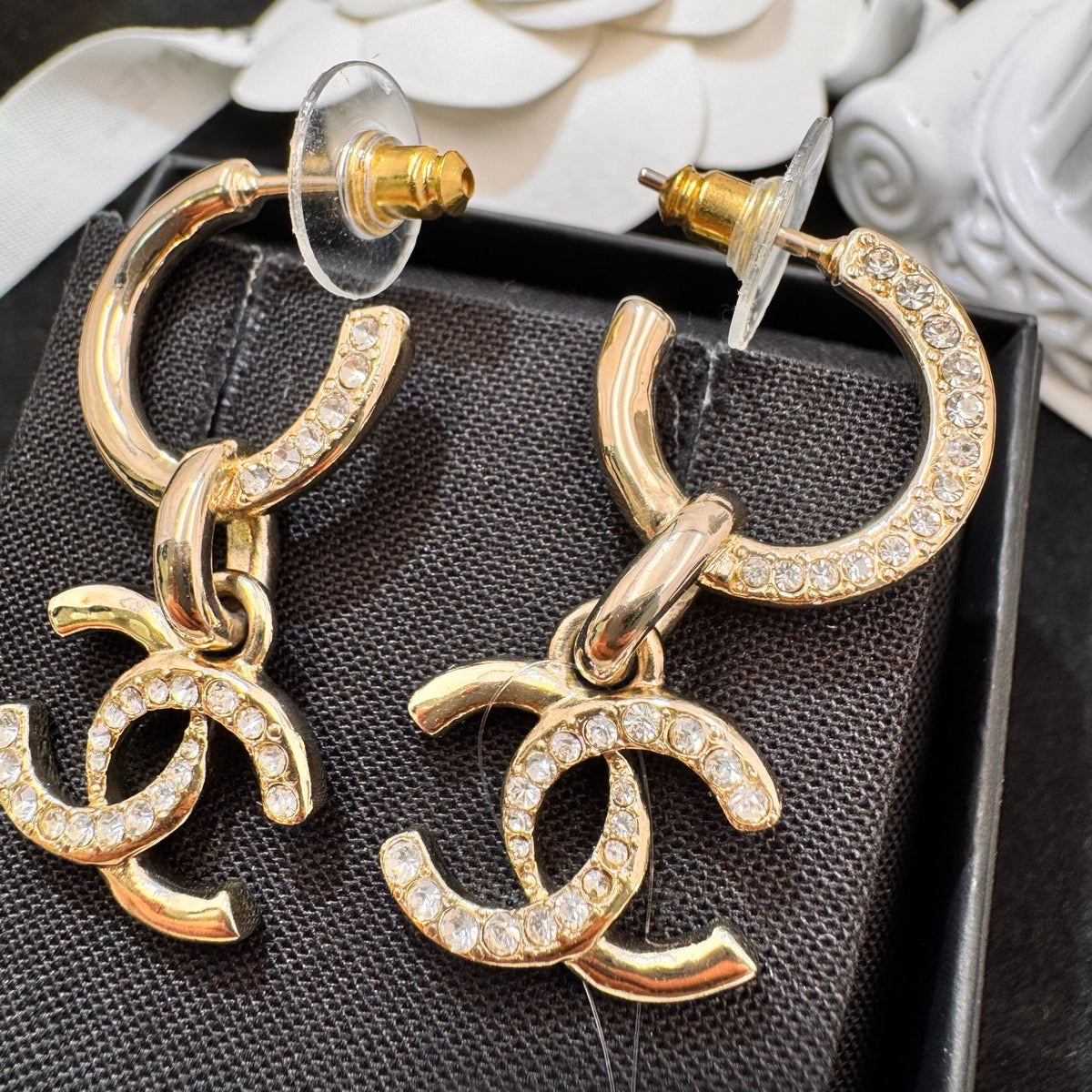 Chanel - Other - Crystal - Gold