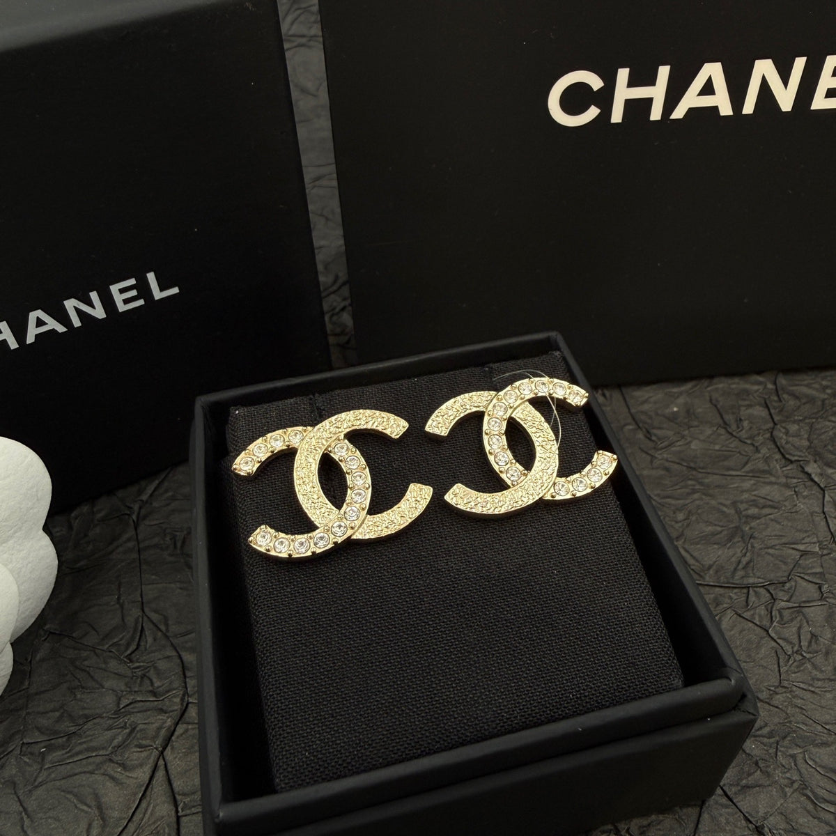 Chanel - Other - Crystal - Gold