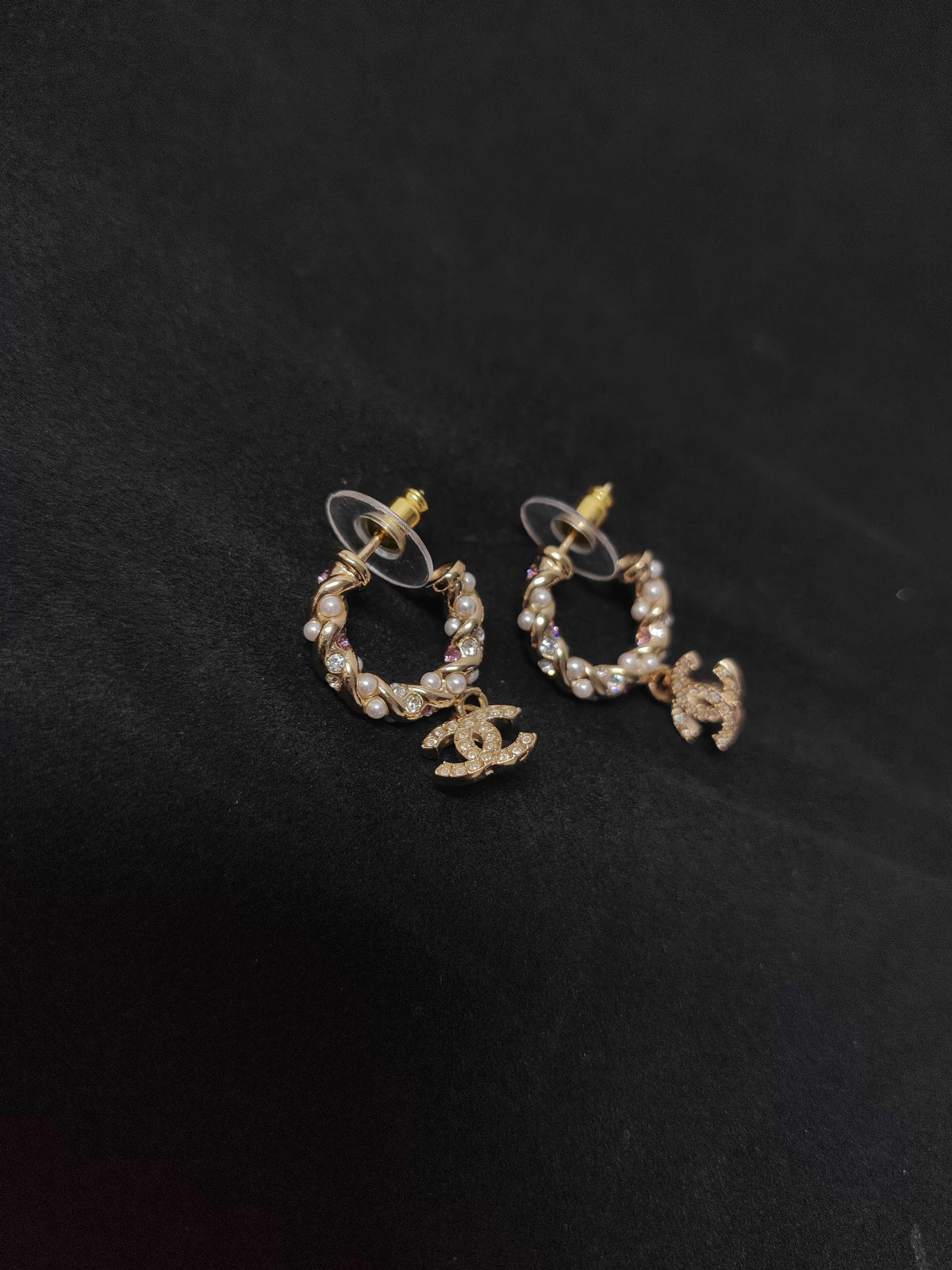 Chanel - Other - Crystal - Gold