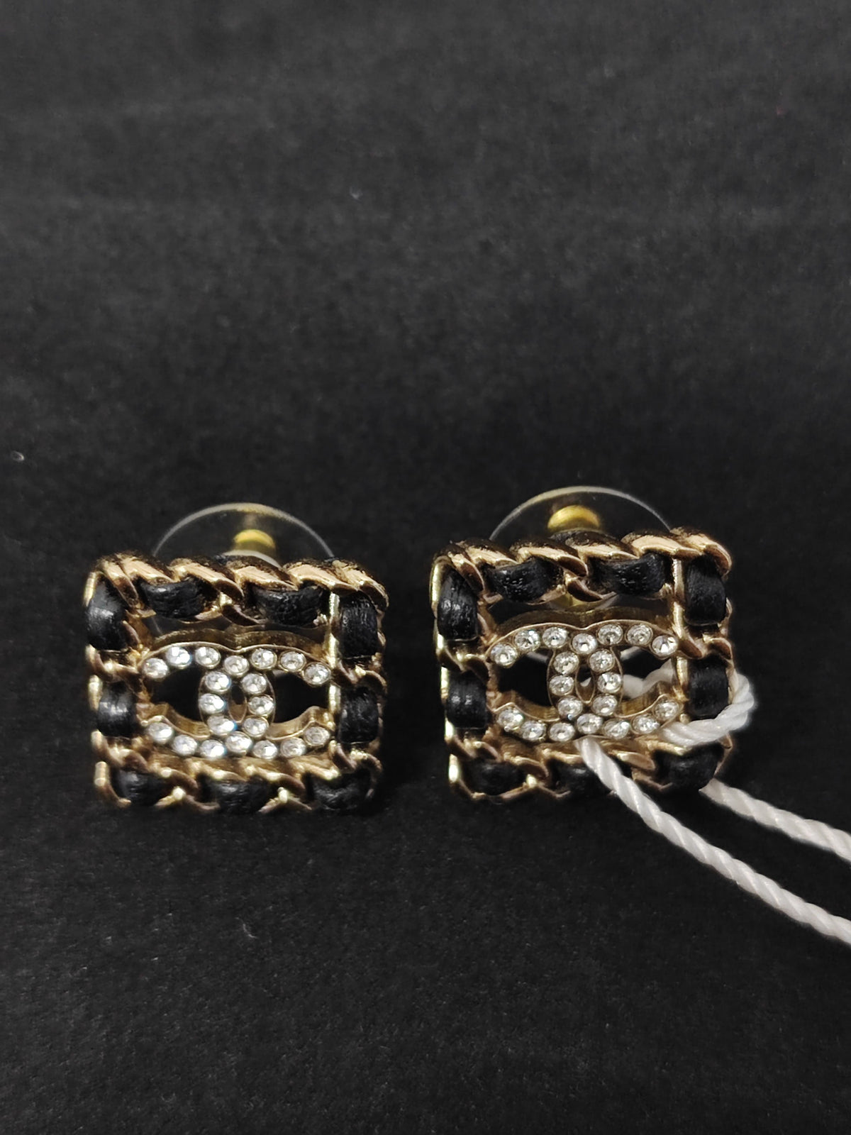 Chanel - Other - Crystal - Gold
