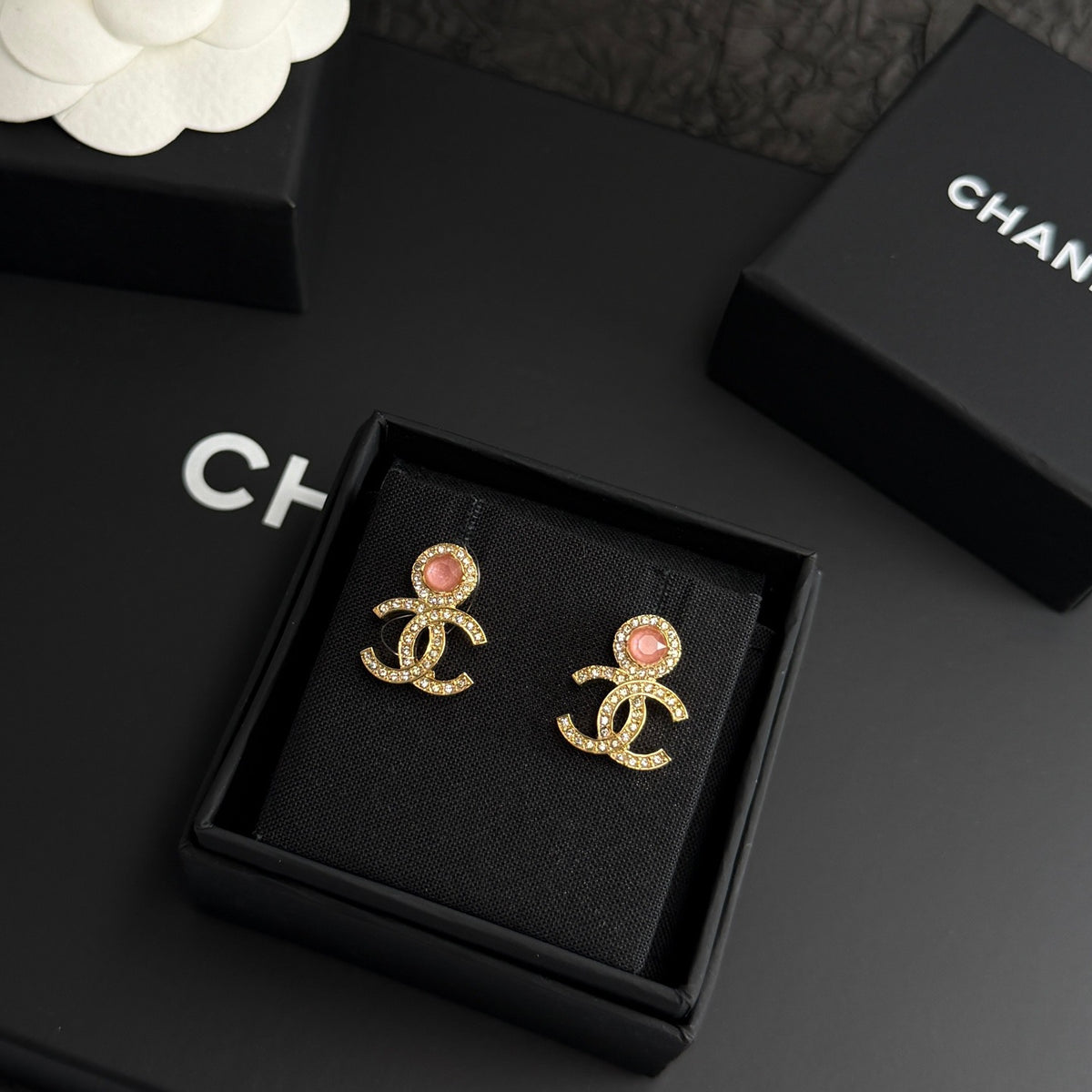 Chanel - Other - Crystal - Gold