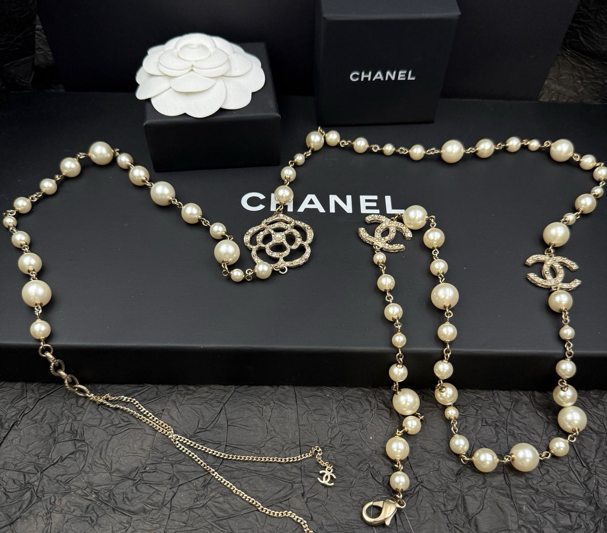 Chanel - Other - Crystal - Gold