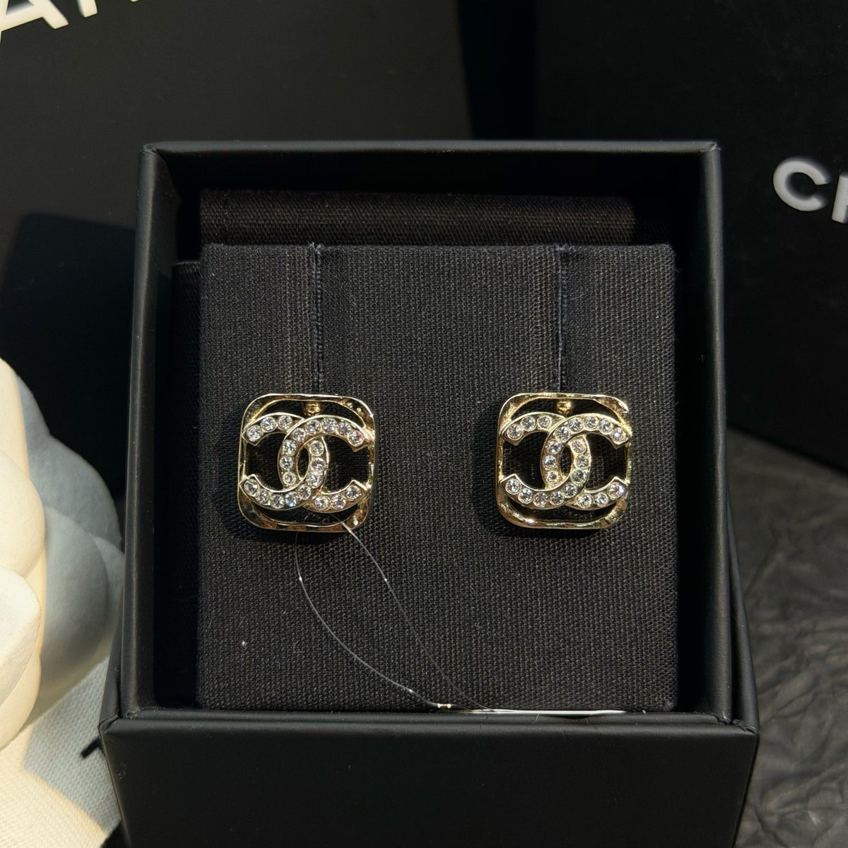 Chanel - Other - Crystal - Gold