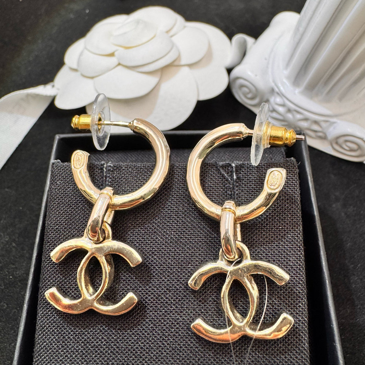 Chanel - Other - Crystal - Gold
