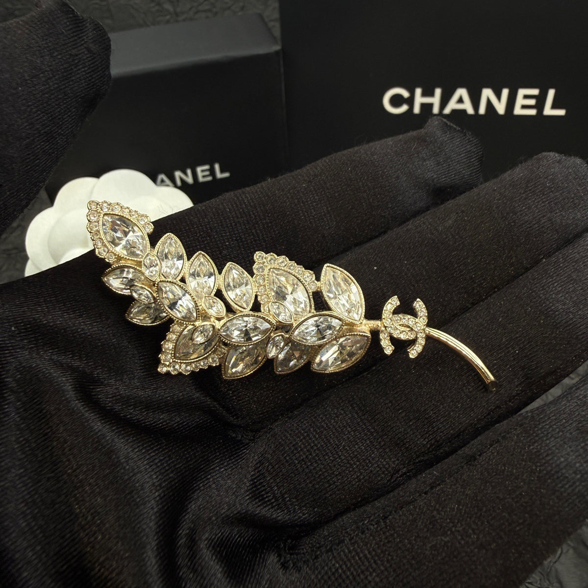 Chanel - Other - Crystal - Gold