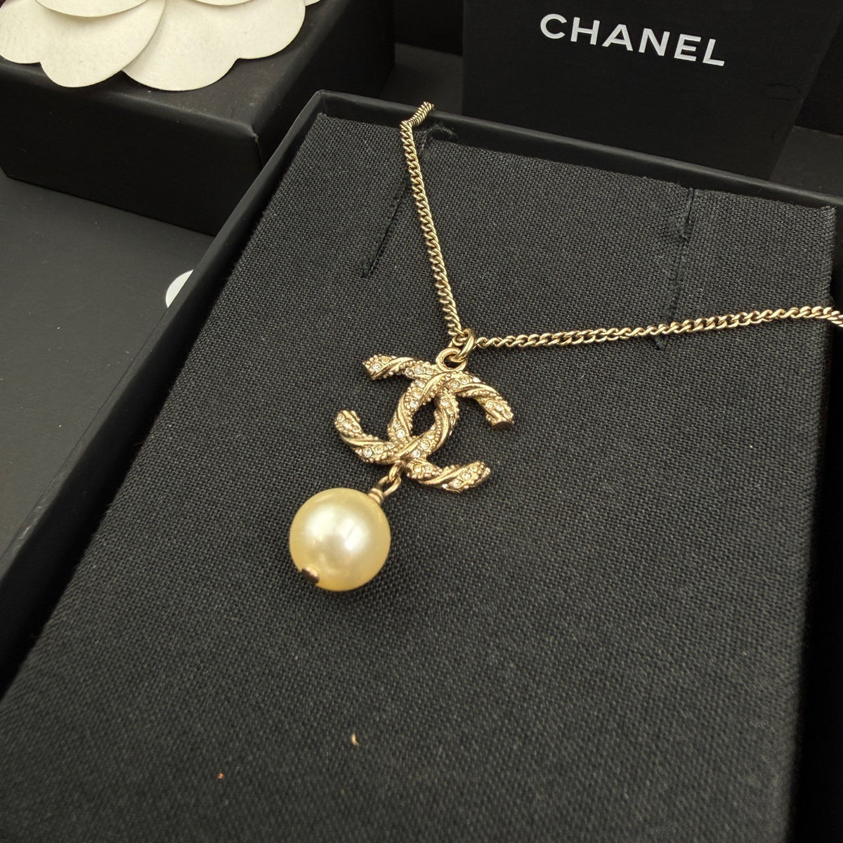 Chanel - Other - Crystal - Gold