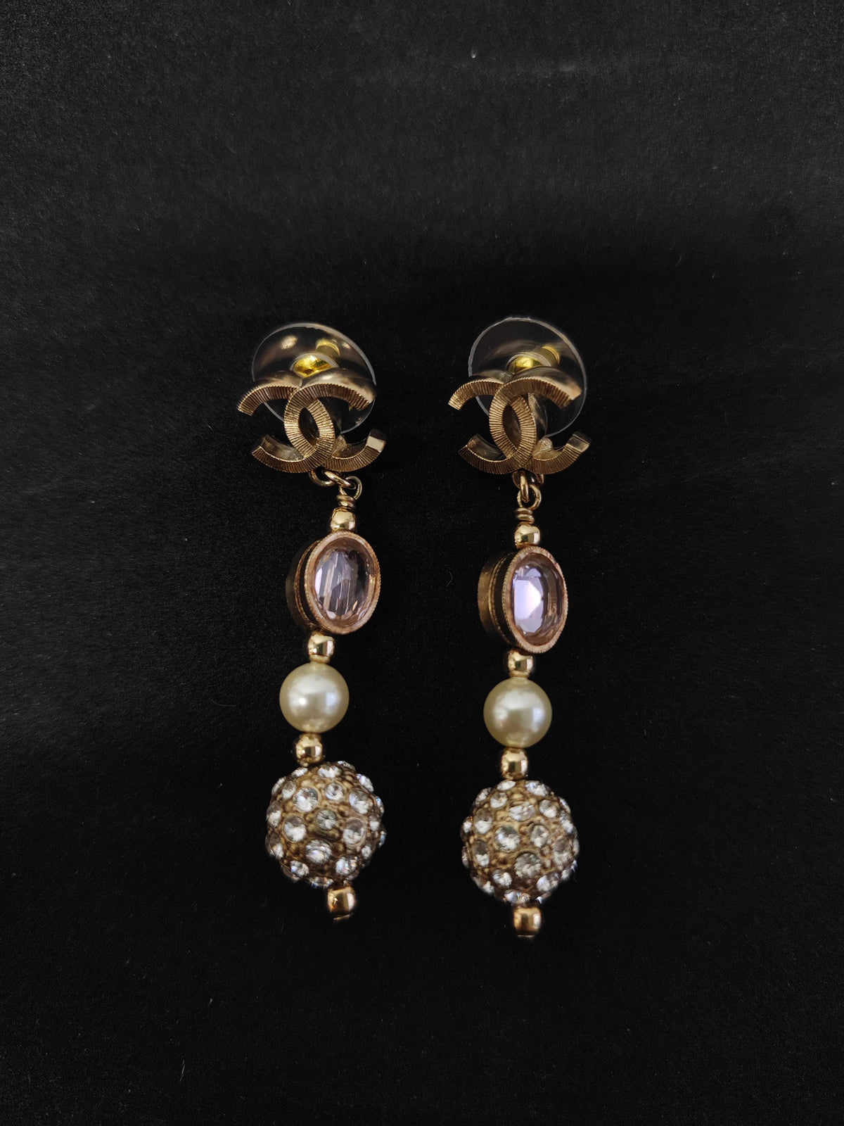 Chanel - Other - Crystal - Gold