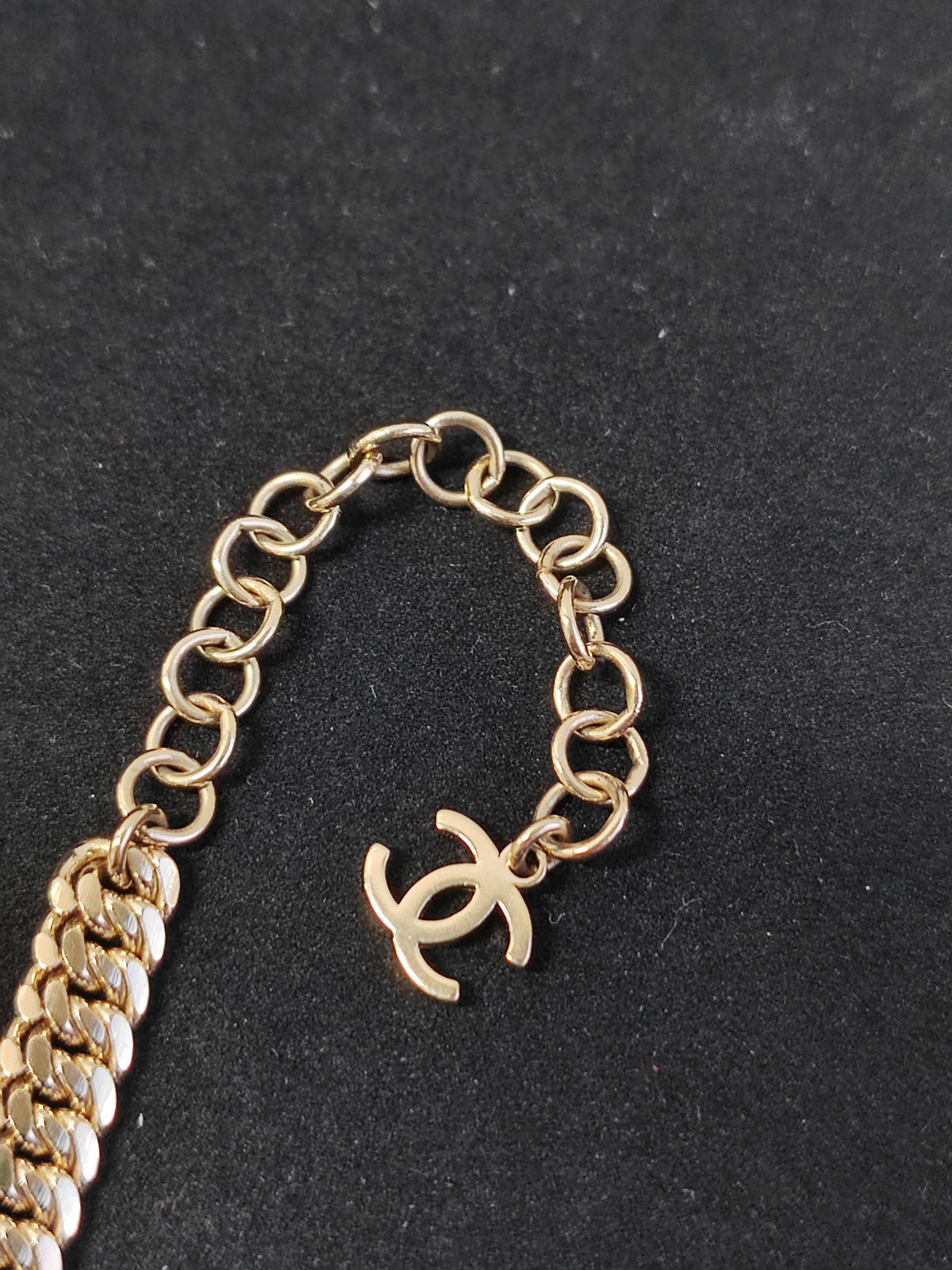 Chanel - Other - Crystal - Gold