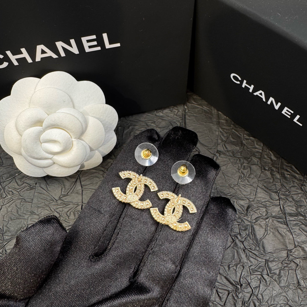 Chanel - Other - Crystal - Gold
