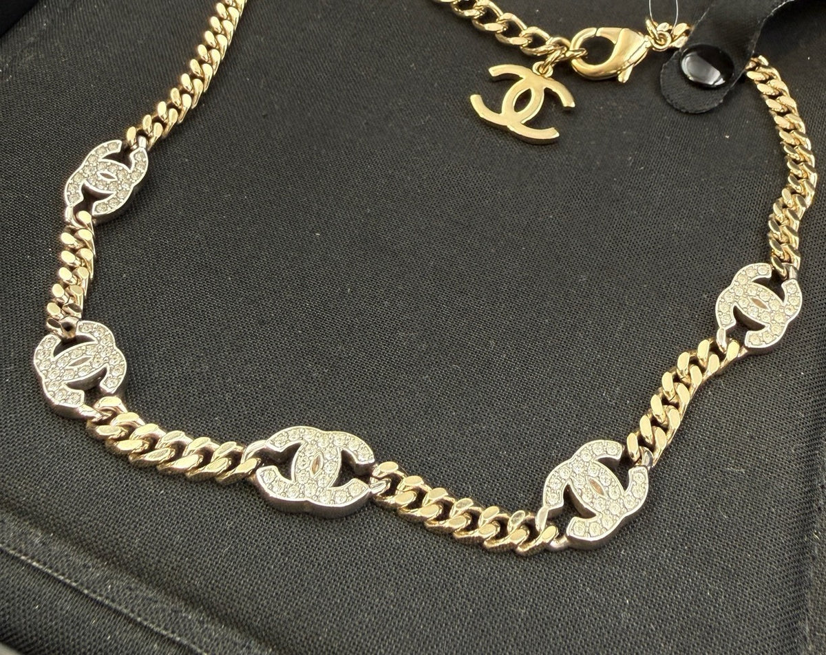 Chanel - Other - Crystal - Gold