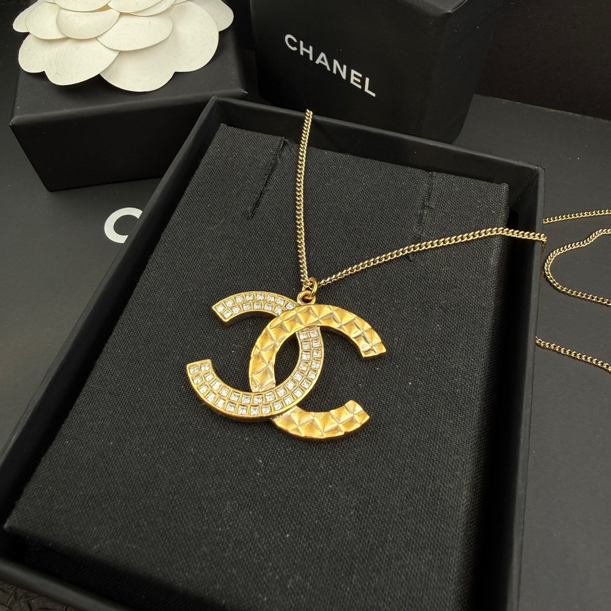 Chanel - Other - Crystal - Gold